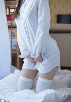 年轻的女朋友8_4K高清迅雷在线观看
